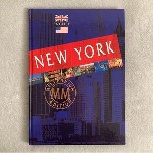 3/$35 Y2K NYC souvenir book 🗽